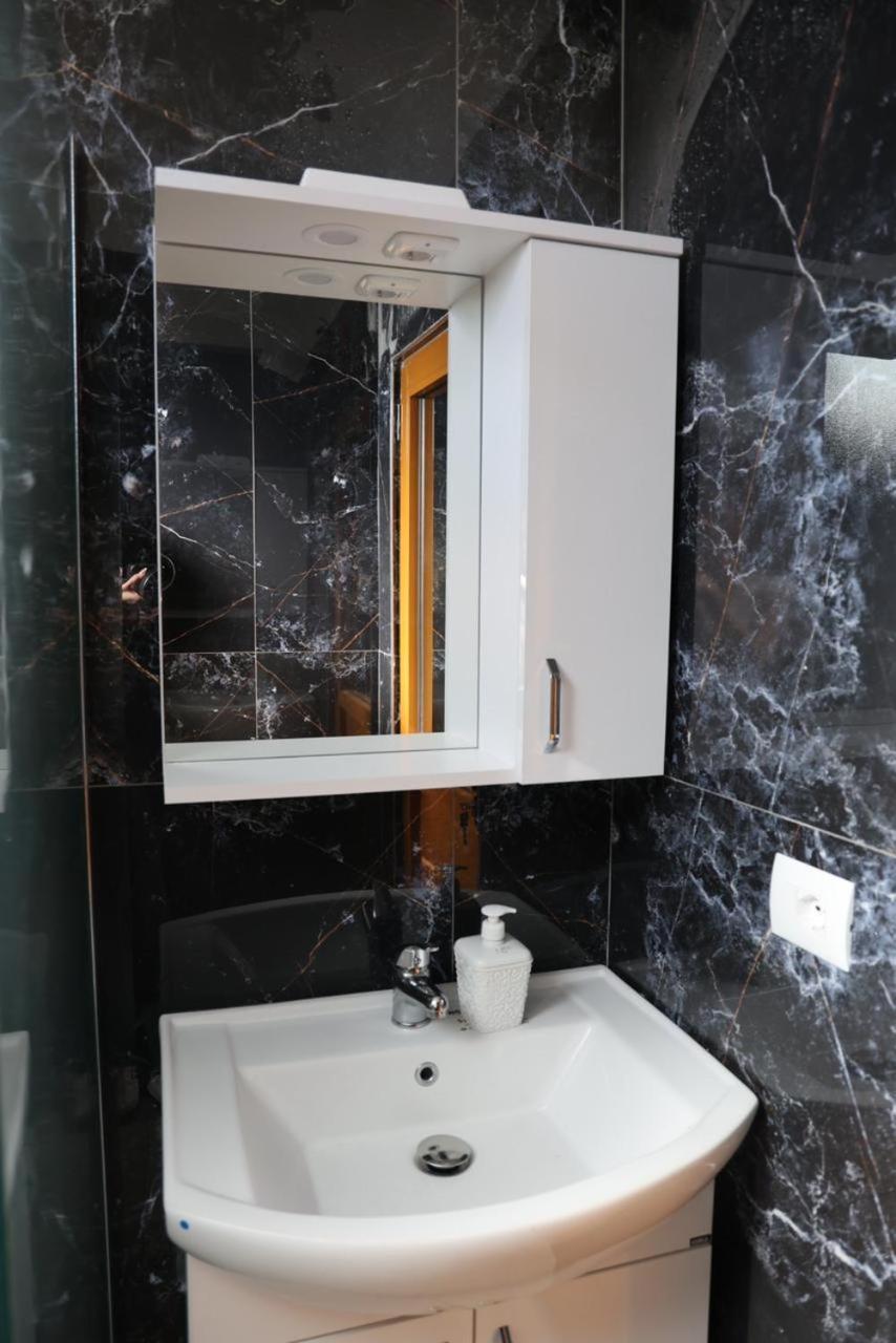 Apartments Villa Luti Stjar المظهر الخارجي الصورة